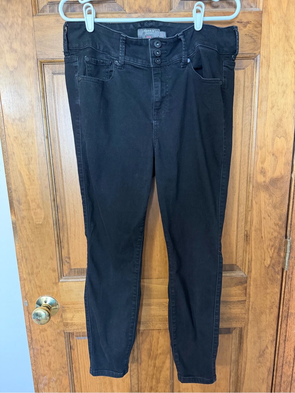Women’s Torrid Black High-Rise Skinny Jeans